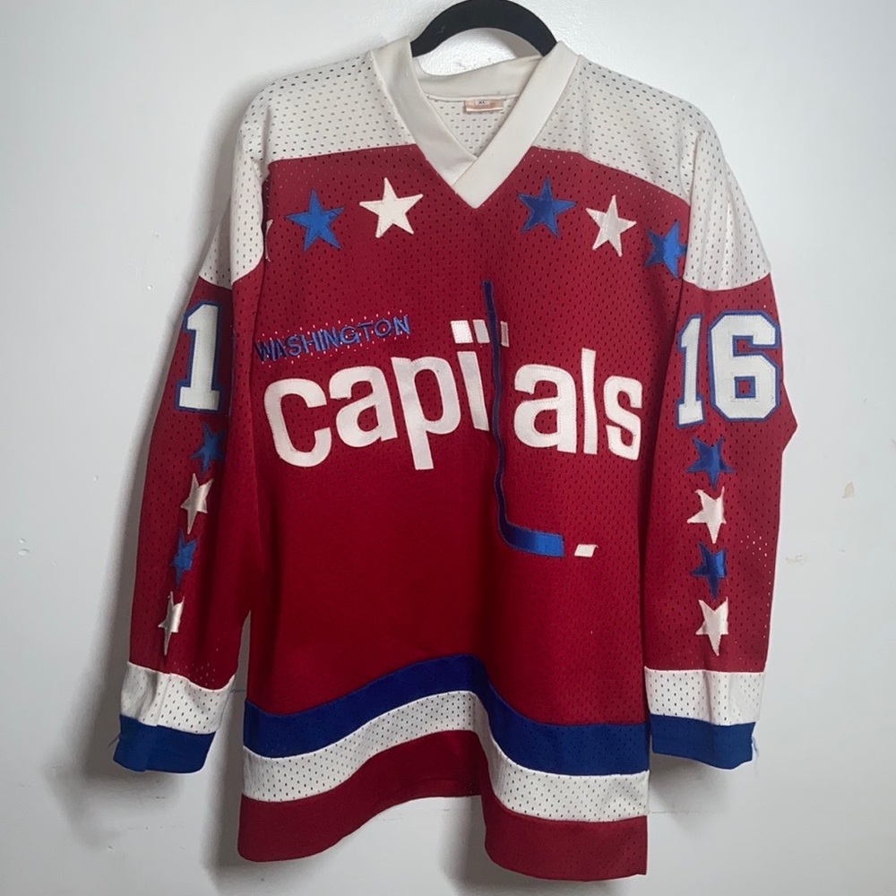 Vintage Washington Capitals XL Jersey RARE